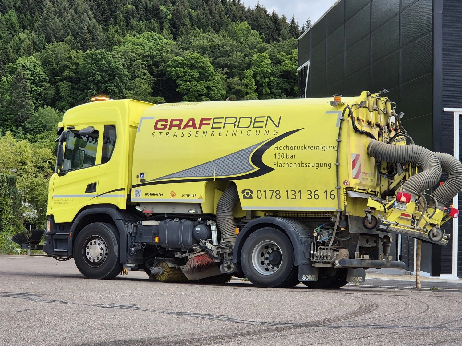 Graf Straßenreinigung - Kehrdienste - Transport
