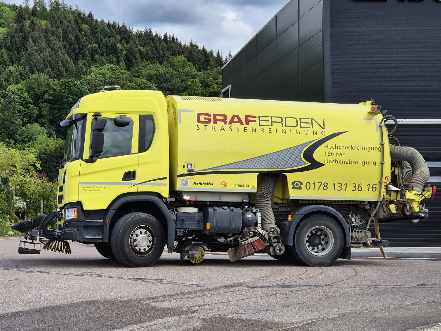 Graf Straßenreinigung - Kehrdienste - Transport